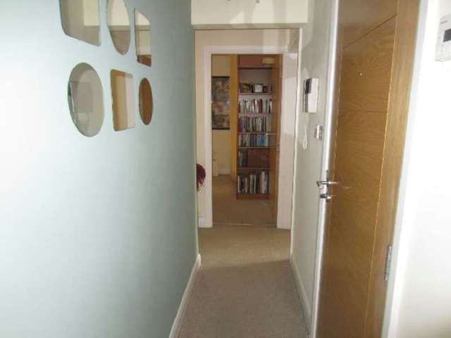  Image of 2 bedroom Flat to rent in Wilbraham Road Chorlton Cum Hardy Manchester M21 at 400 Wilbraham Road  Manchester, M21 0UH