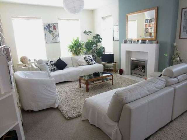  Image of 2 bedroom Flat to rent in Wilbraham Road Chorlton Cum Hardy Manchester M21 at 400 Wilbraham Road  Manchester, M21 0UH