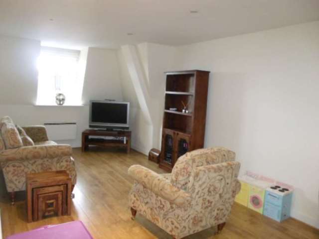  Image of 2 bedroom Apartment to rent in Chester Road Streetly Sutton Coldfield B74 at Grange Drive  Sutton Coldfield, B74 3ED