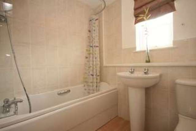  Image of 4 bedroom Terraced house for sale in Hillside Grove Bo