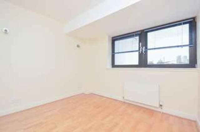  Image of 2 bedroom Flat for sale in Shore Edinburgh EH6 at Shore The Shore Edinburgh, EH6 6RG