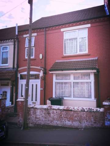  Image of 3 bedroom Semi-Detached house to rent in Willow End Stourbridge DY9 at New farm Road  Stourbridge, DY9 7JP