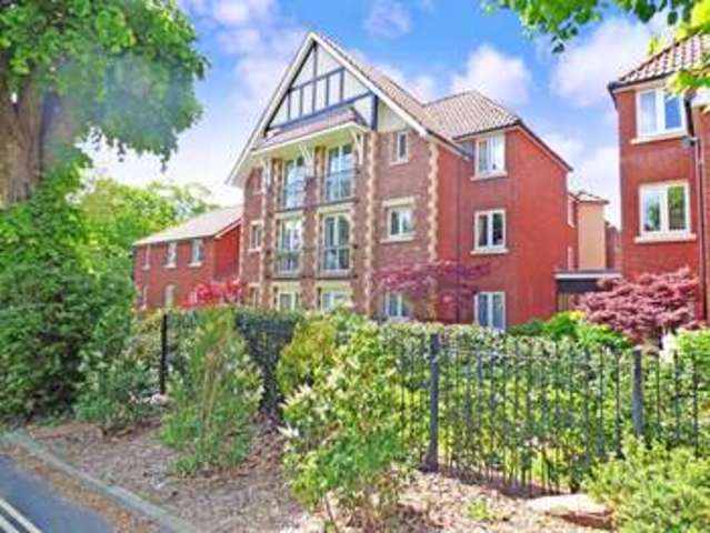  Image of 1 bedroom Retirement Property for sale in Polsham Park Paignton TQ3 at 24 Polsham Park  Paignton, TQ3 2BB