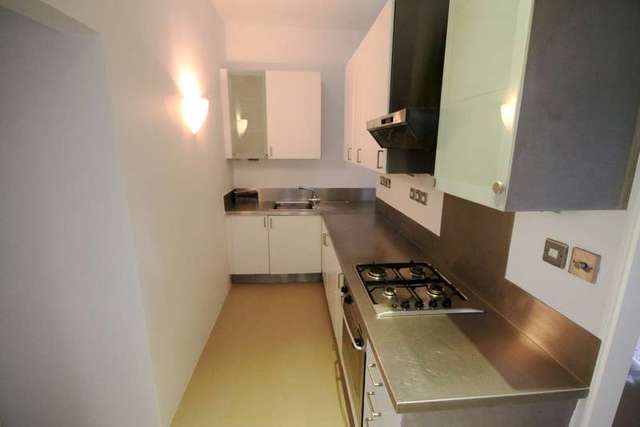  Image of 1 bedroom Ground Flat to rent in Albemarle Road Beckenham BR3 at Beckenham Kent Beckenham, BR3 5HL