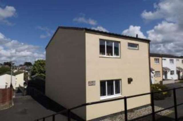  Image of 3 bedroom End of Terrace for sale in Gwelmeneth Helston TR13 at Albion Road Helston Helston, TR13 8JH