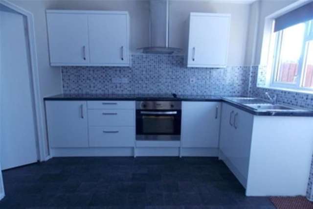  Image of 3 bedroom Detached house to rent in Alderman Avenue Barking IG11 at Barking, IG11 0LR