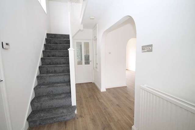  Image of 4 bedroom Semi-Detached house to rent in Alders Road Edgware HA8 at Alders Road  Edgware, HA8 9QG