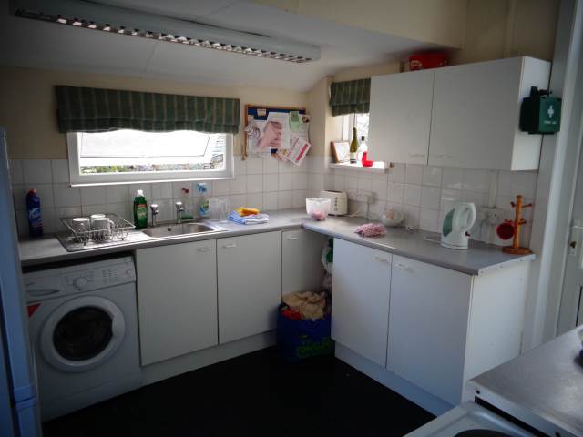  Image of 4 bedroom Detached house to rent in Alfred Street Cardiff CF24 at Roath  Roath, CF24 4TZ