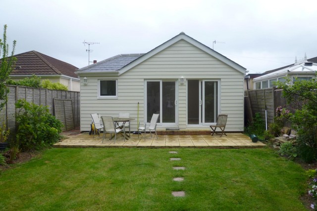  Image of 3 bedroom Bungalow to rent in Ancton Way Elmer Bognor Regis PO22 at Elmer  Bognor Regis, PO22 6JP