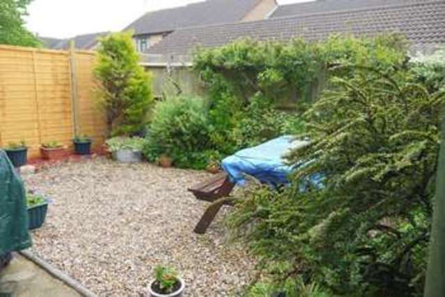  Image of 1 bedroom Terraced house for sale in Anton Way Aylesbury HP21 at Anton Way  Aylesbury, HP21 9HS