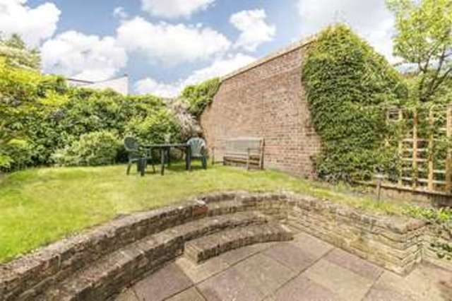  Image of 2 bedroom Maisonette for sale in Antrobus Road London W4 at London  Chiswick Park, W4 5HZ