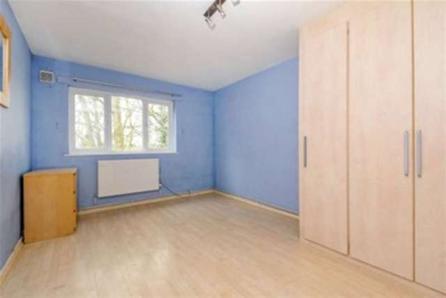  Image of 2 bedroom Flat to rent in Apollo Avenue Bromley BR1 at Bromley, BR1 3TB