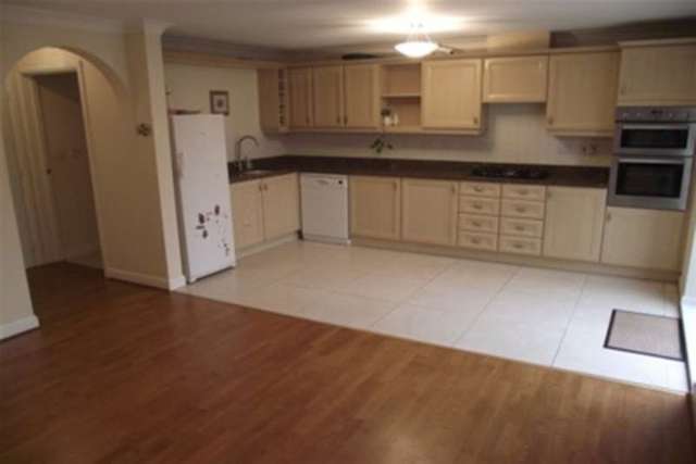  Image of 4 bedroom Detached house to rent in Arizona Crescent Great Sankey Warrington WA5 at Warrington, WA5 8DA