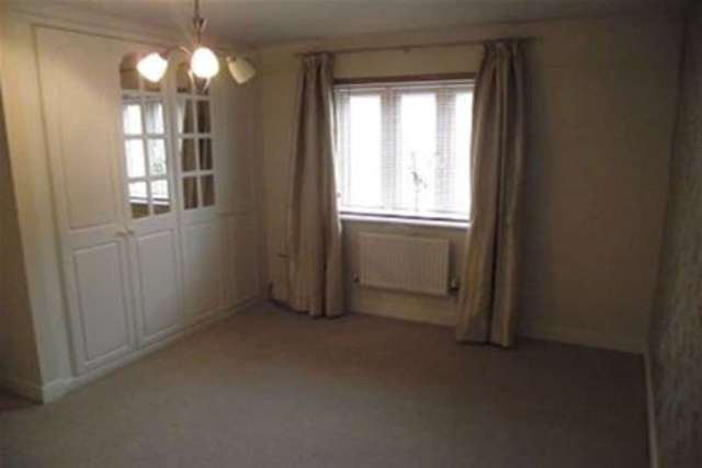  Image of 4 bedroom Detached house to rent in Arizona Crescent Great Sankey Warrington WA5 at Warrington, WA5 8DA