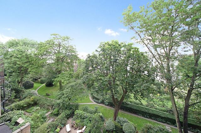  Image of 1 bedroom Flat for sale in Arundel Gardens London W11 at Arundel Gardens  London, W11 2LB
