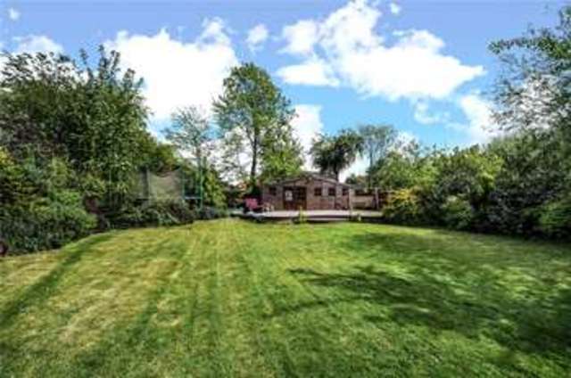  Image of 5 bedroom Detached house for sale in Ascot Road Maidenhead SL6 at Maidenhead Berkshire Holyport, SL6 2HT