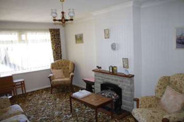  Image of 2 bedroom Detached house for sale in Ashcott Drive Burnham-on-Sea TA8 at Ashcott Drive  Burnham-On-Sea, TA8 1HT