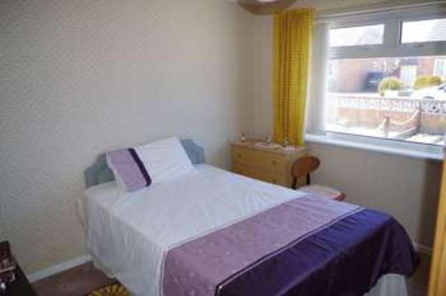 Image of 2 bedroom Detached house for sale in Ashcott Drive Burnham-on-Sea TA8 at Ashcott Drive  Burnham-On-Sea, TA8 1HT