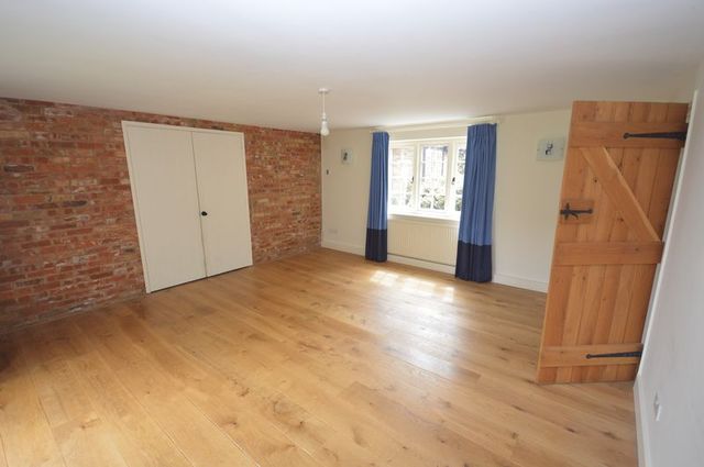  Image of 1 bedroom Flat to rent in Lower End Ashendon Aylesbury HP18 at Lower End Ashendon Aylesbury, HP18 0HE