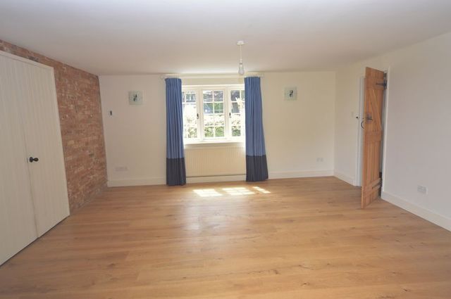  Image of 1 bedroom Flat to rent in Lower End Ashendon Aylesbury HP18 at Lower End Ashendon Aylesbury, HP18 0HE