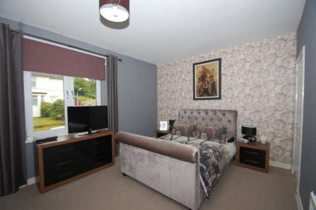  Image of 2 bedroom Semi-Detached house for sale in Ashkirk Drive Glasgow G52 at 104 Ashkirk Drive  Mosspark, G52 1JZ
