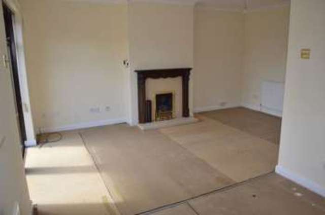  Image of 1 bedroom Bungalow for sale in Ashlin Court Messingham Scunthorpe DN17 at Ashlin Court Messingham Scunthorpe, DN17 3TB