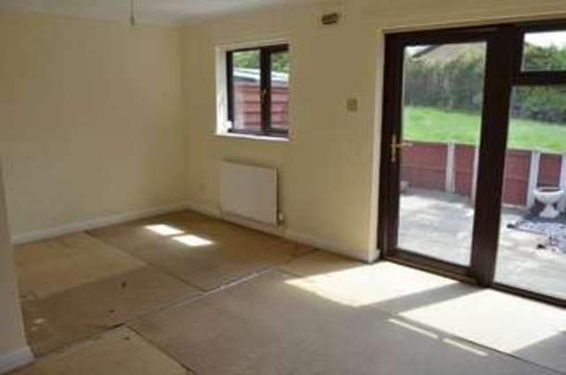  Image of 1 bedroom Bungalow for sale in Ashlin Court Messingham Scunthorpe DN17 at Ashlin Court Messingham Scunthorpe, DN17 3TB