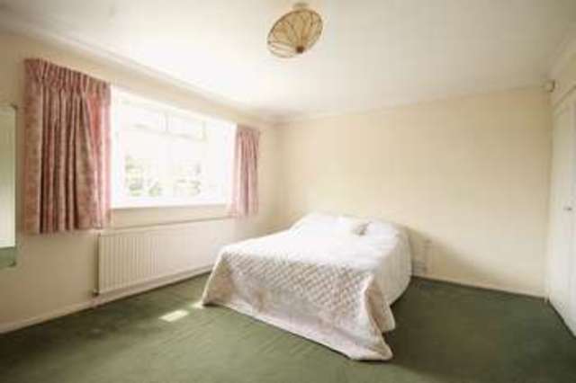  Image of 4 bedroom Detached house for sale in West Farm Drive Ashtead KT21 at West Farm Drive  Ashtead, KT21 2LB