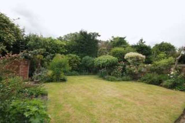 Image of 4 bedroom Detached house for sale in West Farm Drive Ashtead KT21 at West Farm Drive  Ashtead, KT21 2LB