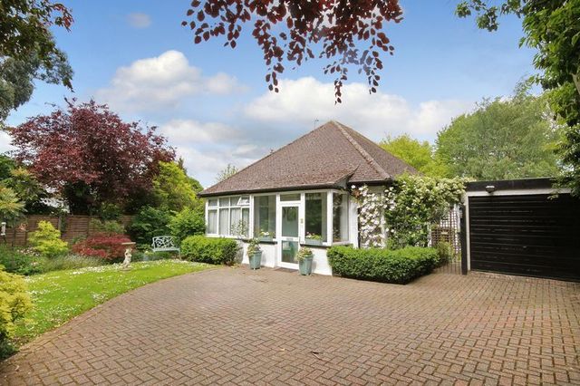  Image of 3 bedroom Detached house for sale in Barnett Wood Lane Ashtead KT21 at Barnett Wood Lane  Ashtead, KT21 2LR