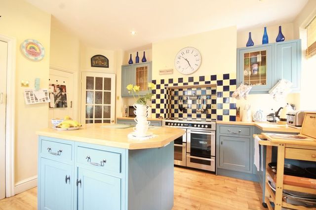  Image of 3 bedroom Detached house for sale in Barnett Wood Lane Ashtead KT21 at Barnett Wood Lane  Ashtead, KT21 2LR