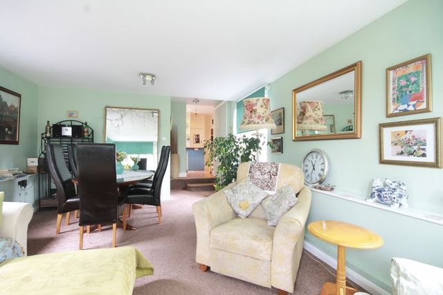  Image of 3 bedroom Detached house for sale in Barnett Wood Lane Ashtead KT21 at Barnett Wood Lane  Ashtead, KT21 2LR