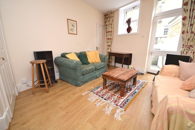  Image of 2 bedroom Terraced house to rent in Atholl Crescent Lane Edinburgh EH3 at West End Edinburgh Edinburgh, EH3 8ET