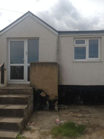  Image of 1 bedroom Detached house for sale in Austin Avenue Jaywick Clacton-on-Sea CO15 at Austin Avenue Jaywick Clacton-On-Sea, CO15 2JT