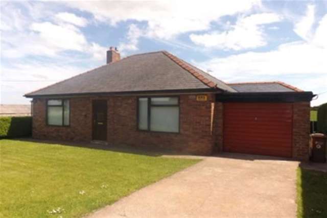  Image of 3 bedroom Detached house to rent in Axton Holywell CH8 at Holywell, CH8 9DH