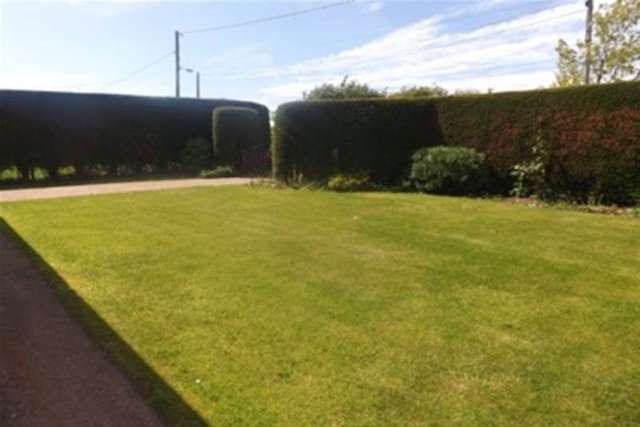  Image of 3 bedroom Detached house to rent in Axton Holywell CH8 at Holywell, CH8 9DH