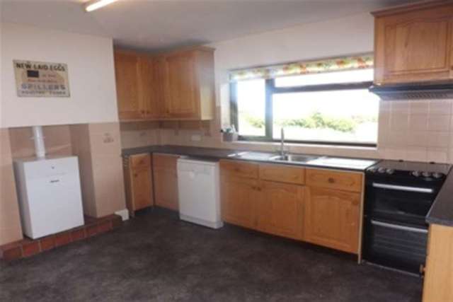  Image of 3 bedroom Detached house to rent in Axton Holywell CH8 at Holywell, CH8 9DH
