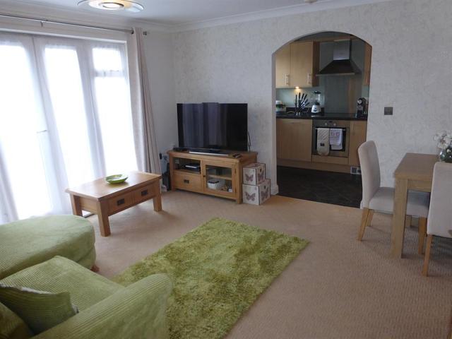  Image of 2 bedroom Flat for sale in Baker Crescent Dartford DA1 at Dartford Kent Dartford, DA1 2NH