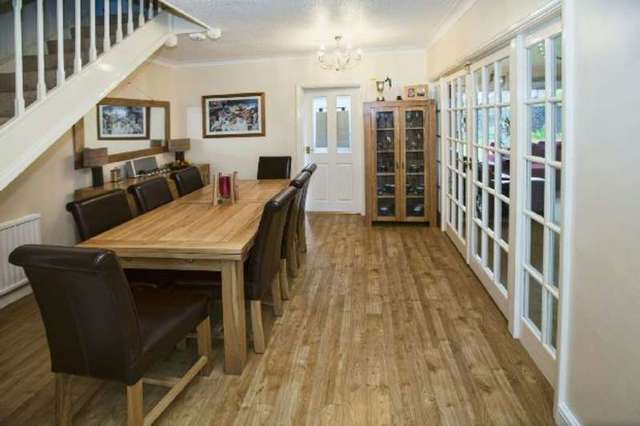  Image of 5 bedroom Detached house for sale in Barbara
