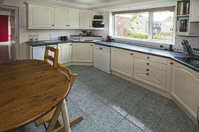  Image of 5 bedroom Detached house for sale in Barbara