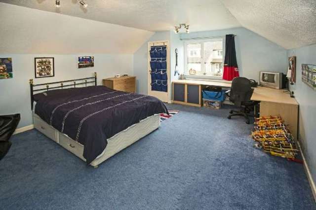  Image of 5 bedroom Detached house for sale in Barbara