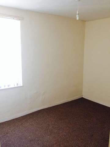  Image of 2 bedroom Terraced house to rent in Bardsay Road Walton Liverpool L4 at Anfield Liverpool Bootle, L4 5SQ