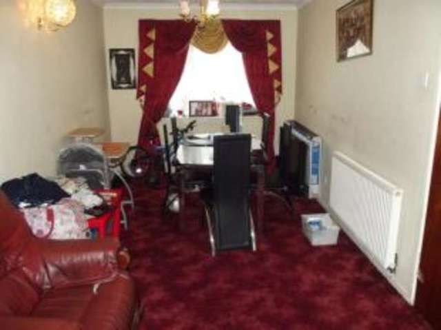  Image of 4 bedroom Terraced house for sale in Harts Lane Barking IG11 at Barking  Barking, IG11 8NB