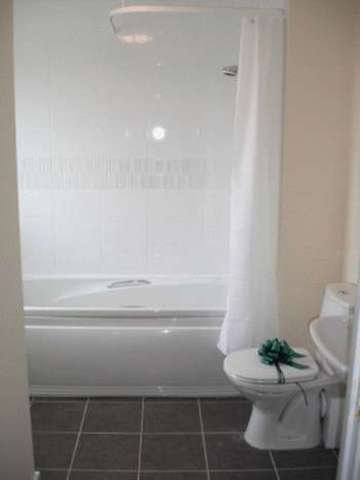  Image of 2 bedroom Flat to rent in Barleycorn Drive Edgbaston Birmingham B16 at Barleycorn Drive  Birmingham, B16 0NA