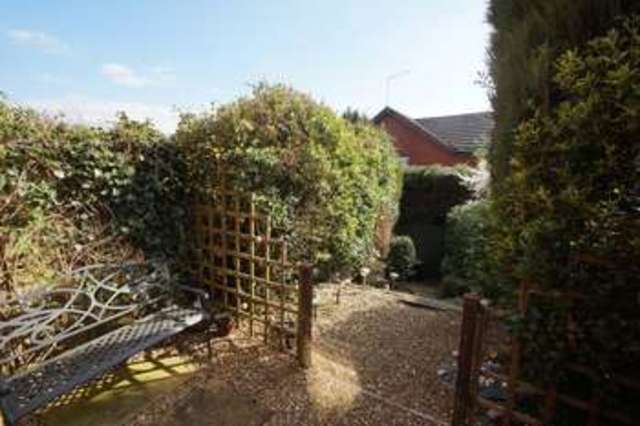  Image of 2 bedroom Terraced house to rent in Bartholemews Lane Bromsgrove B61 at Bartholemews Lane  Bromsgrove, B61 0AY