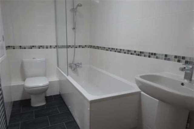  Image of 2 bedroom Detached house to rent in Bartlett Close Taunton TA1 at Taunton, TA1 4NZ