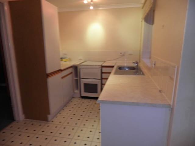  Image of 2 bedroom Detached house to rent in Barton Walk Frome BA11 at Frome Somerset Tytherington, BA11 4QE