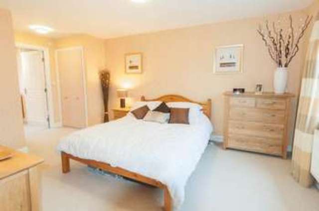  Image of 5 bedroom Detached house to rent in Batsmans Drive Rushden NN10 at Batsmans Drive  Rushden, NN10 6EW