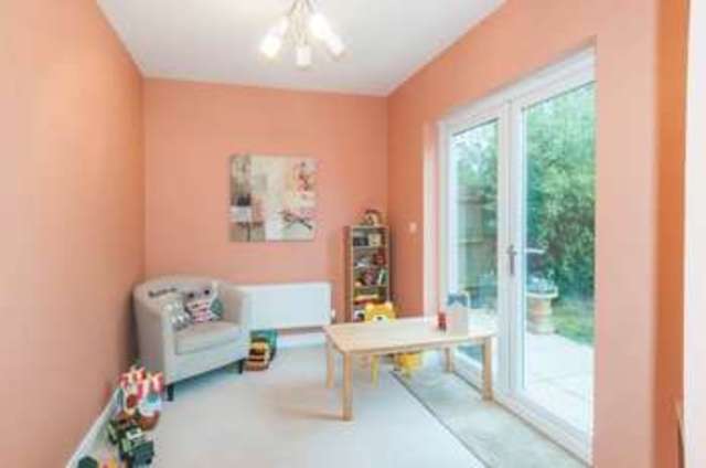  Image of 5 bedroom Detached house to rent in Batsmans Drive Rushden NN10 at Batsmans Drive  Rushden, NN10 6EW