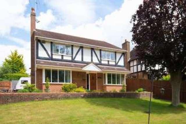  Image of 4 bedroom Detached house for sale in Woodside Road Beaconsfield HP9 at Woodside Road  Beaconsfield, HP9 1JG